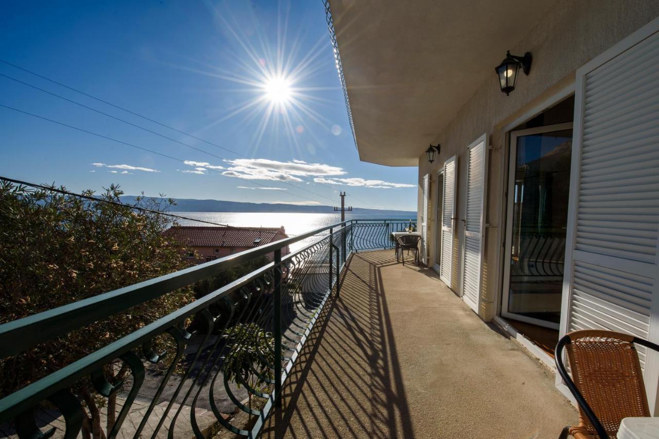 Apartman Mijo - Suhi Potok Jesenice (Split-Dalmatia) Exterior foto