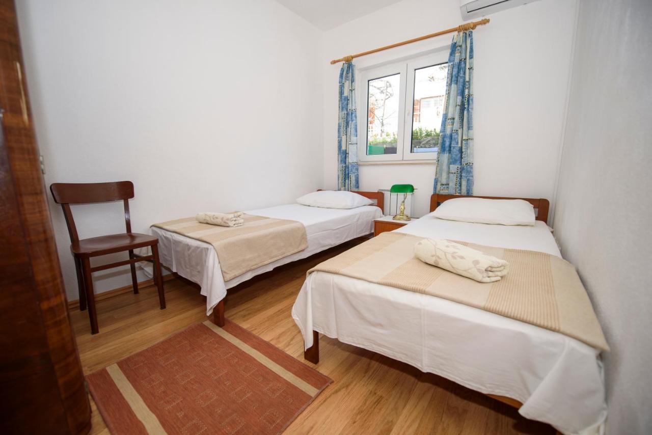 Apartman Mijo - Suhi Potok Jesenice (Split-Dalmatia) Exterior foto