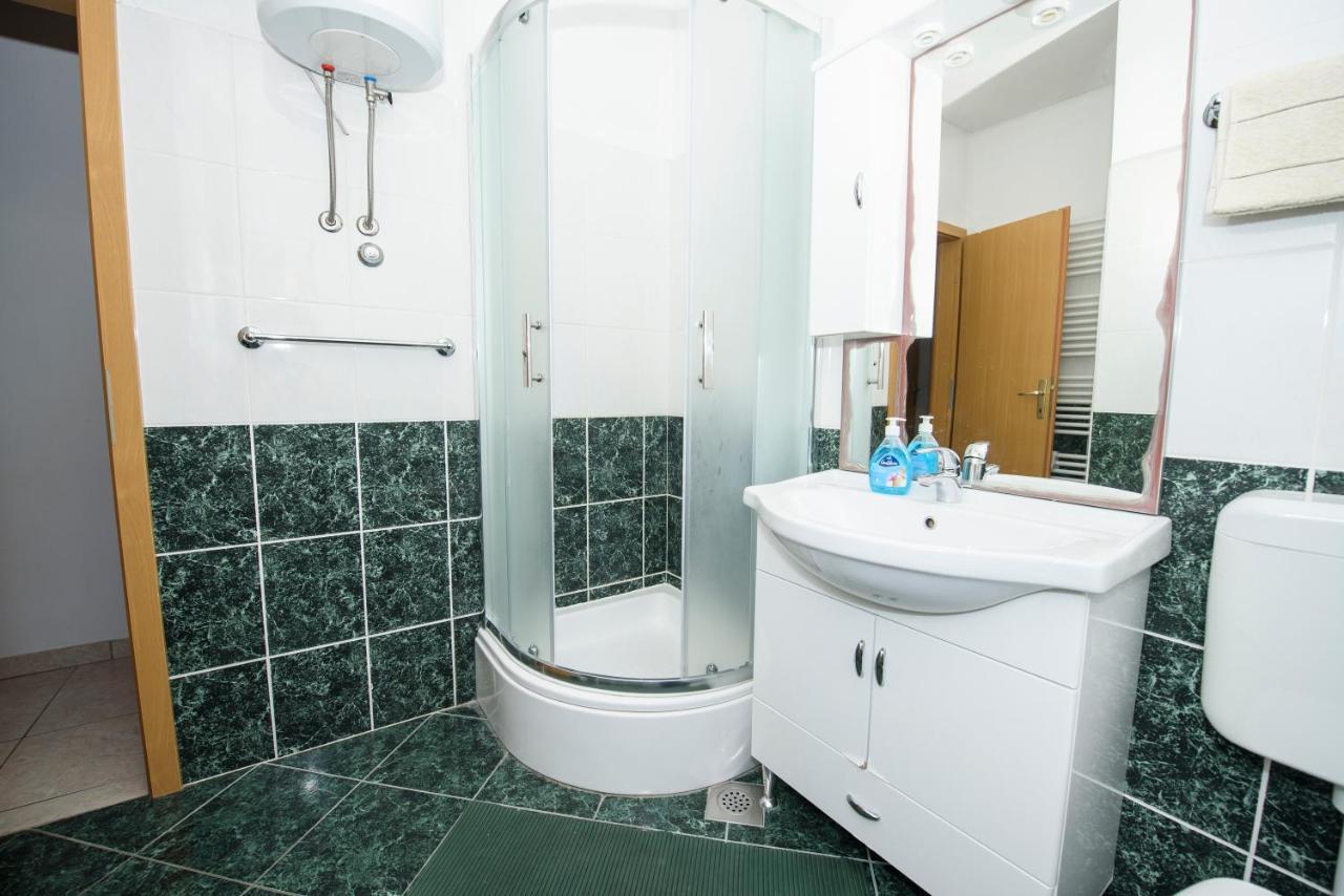 Apartman Mijo - Suhi Potok Jesenice (Split-Dalmatia) Exterior foto